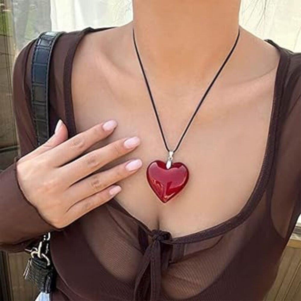 Big Heart Pendant Choker Necklace, Chunky Crystal Puffy Heart Choker for Women